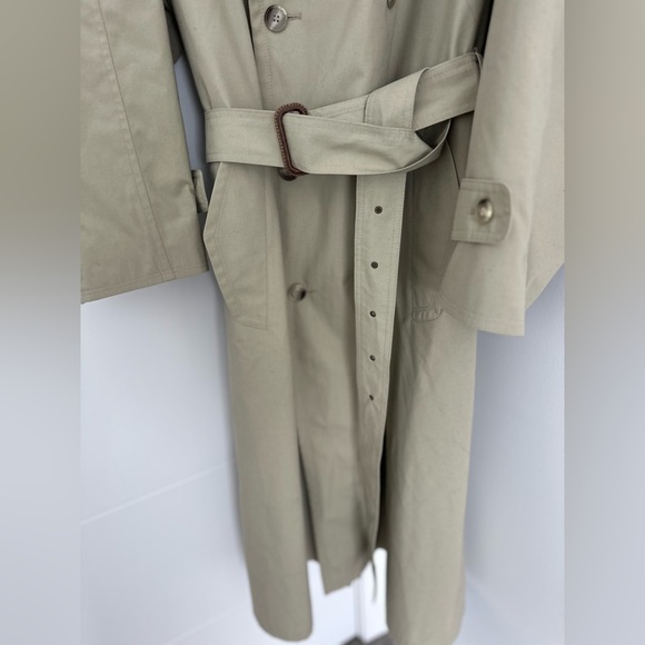 Vintage Bugatti Trench Coat - Picture 3 of 9